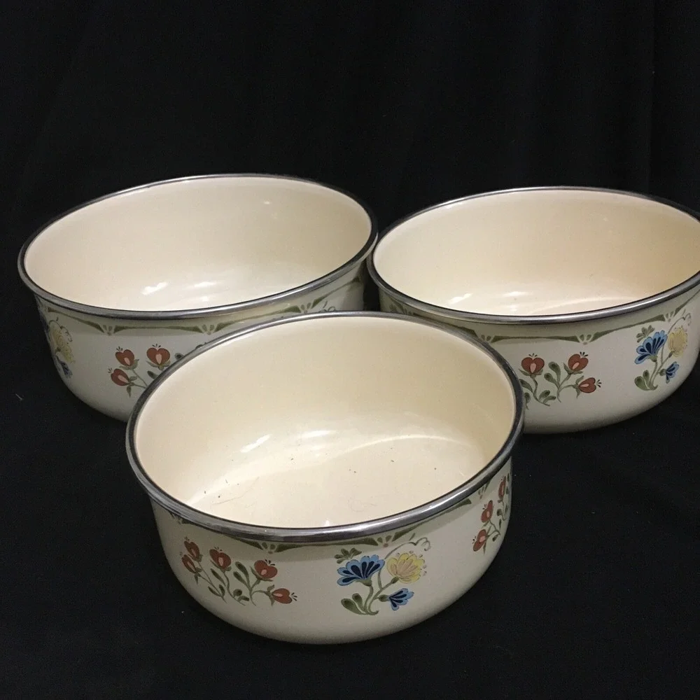 Vintage JC Penney's Kobe Kitchen Floral Enamel Metal Mixing Nesting Bowls